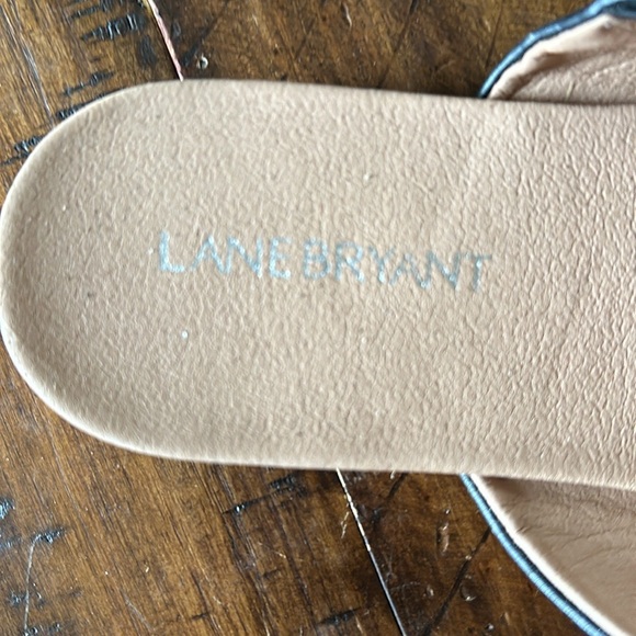 Woman’s sandals - Picture 3 of 4